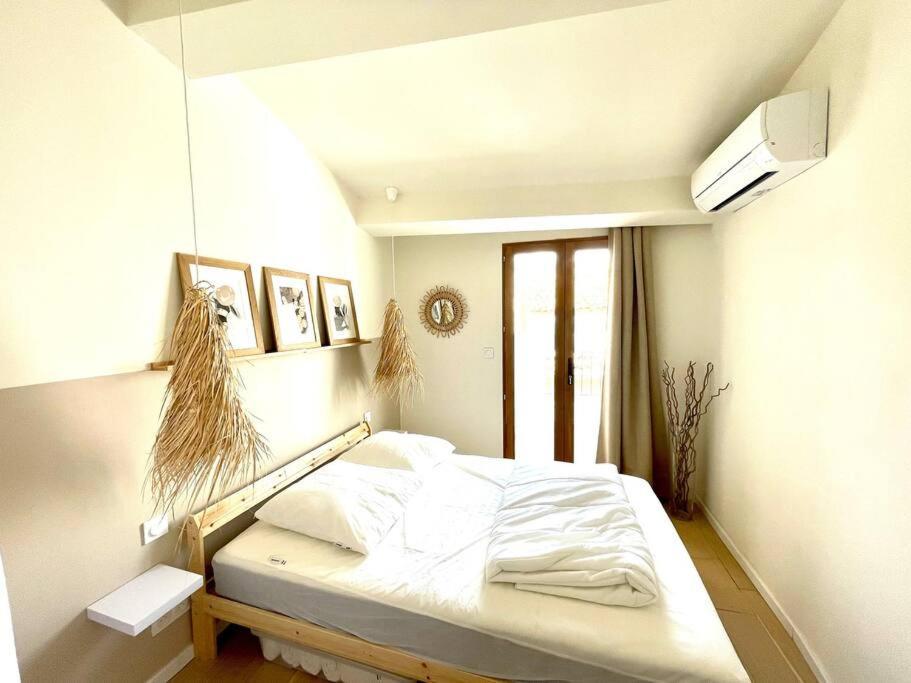 Maison Charmante Avec Terrasse, 2 Chambres มาร์เซย็อง ภายนอก รูปภาพ